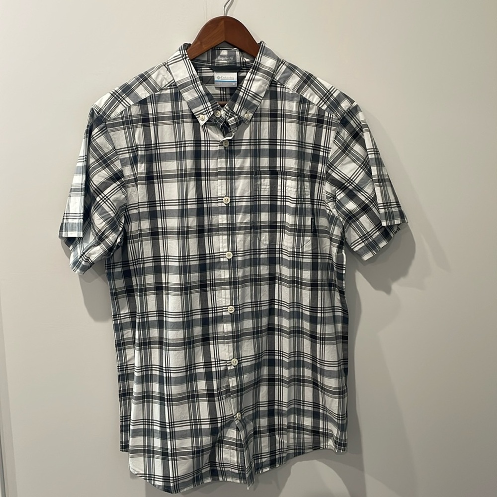 Men’s Columbia short sleeve button up